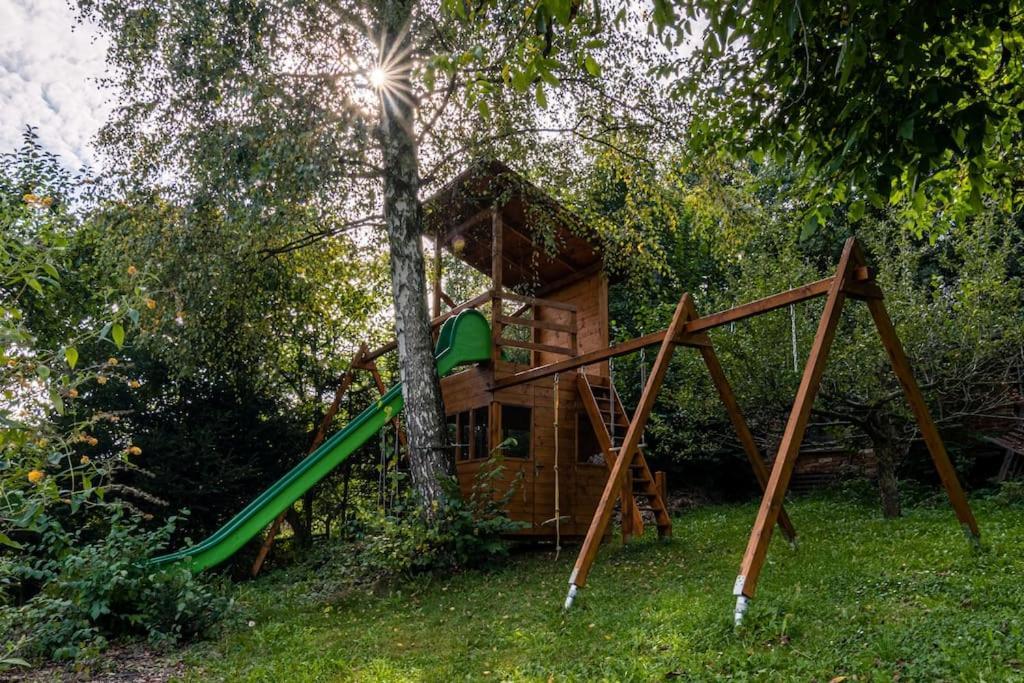 Apartman V Podzamci Rychnov nad Kneznou Luaran gambar