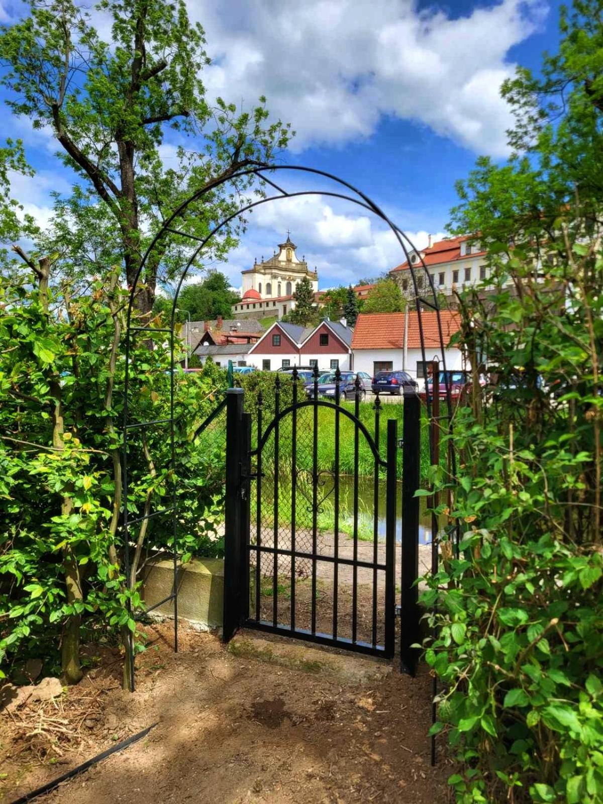 Apartman V Podzamci Rychnov nad Kneznou Luaran gambar